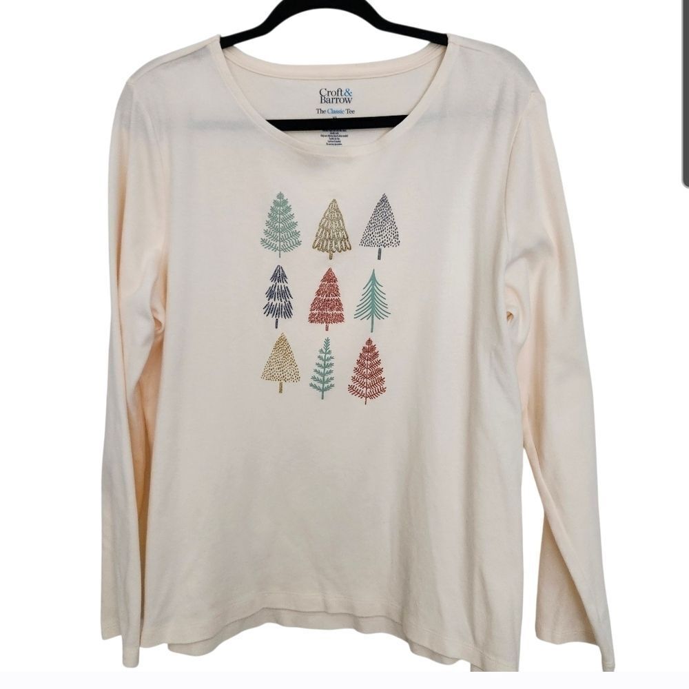 Croft and Barrow Womens Cream Long Sleeve Shirt Winter Glitter Tree Design XL